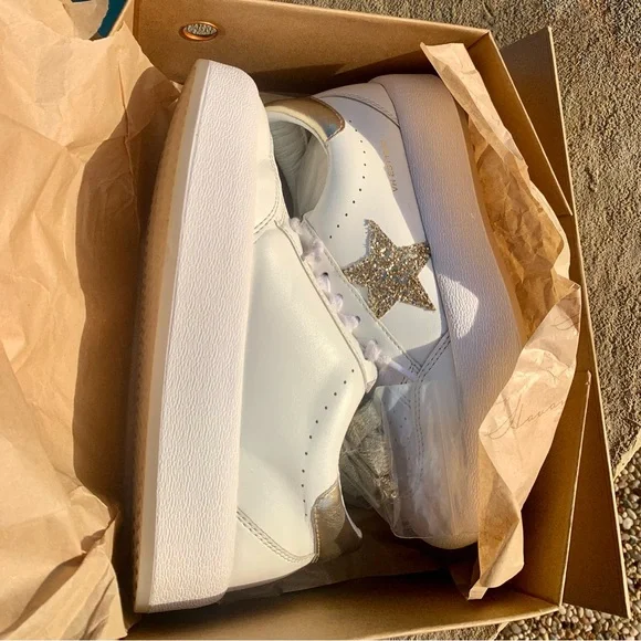 Vintage Havana Women's Ream Glitter Sneakers, 8.5 - Picture 2 of 11